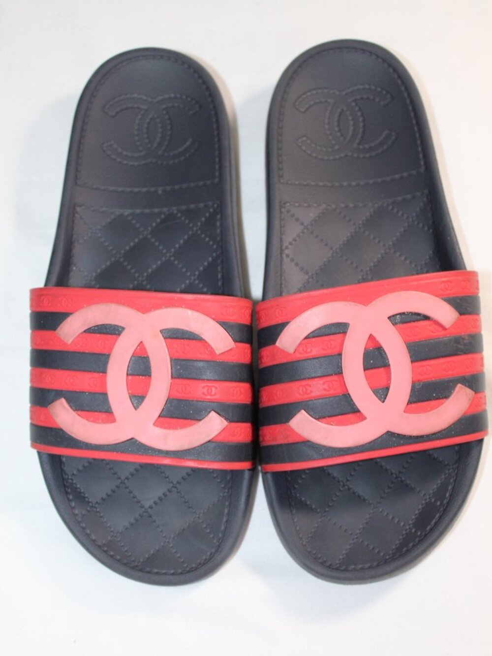 Chanel Striped Rubber Pool Slides CC Red Blue Flats Sandals 38.5 39